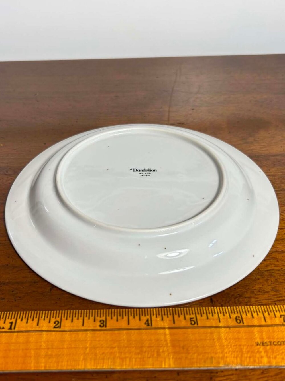 Japanese speckled stoneware dandelion salad plate - Picture 9 of 9